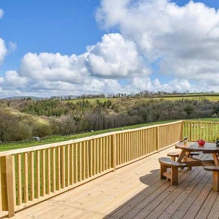 Brook Lodge Liskeard Exterior photo